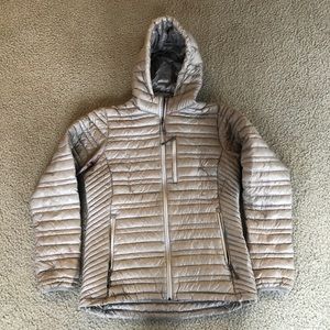 Patagonia ultralight down hoody